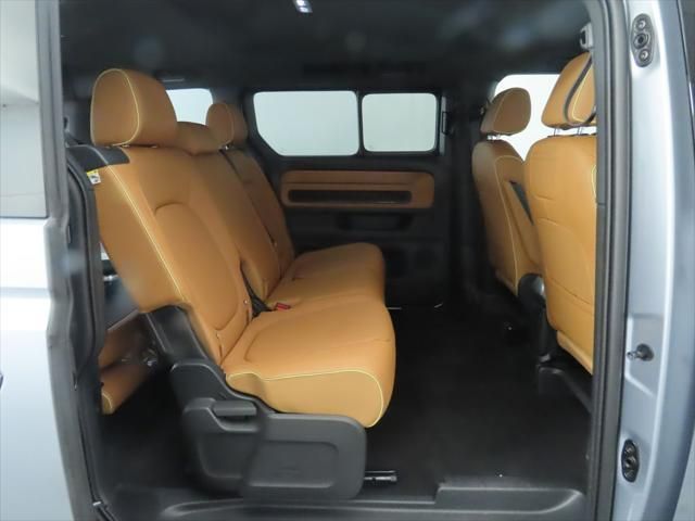 Thumbnail: 2025 Volkswagen ID.Buzz - 23