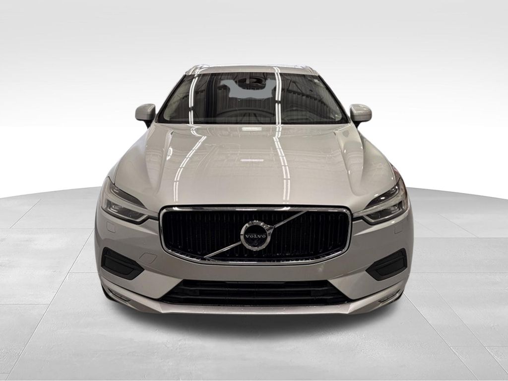 Thumbnail: 2020 Volvo XC60 - 8