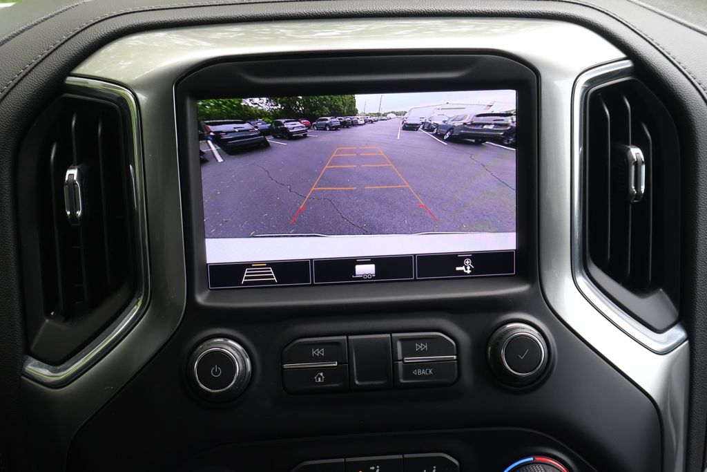 Thumbnail: 2020 Chevrolet Silverado 1500 - 20