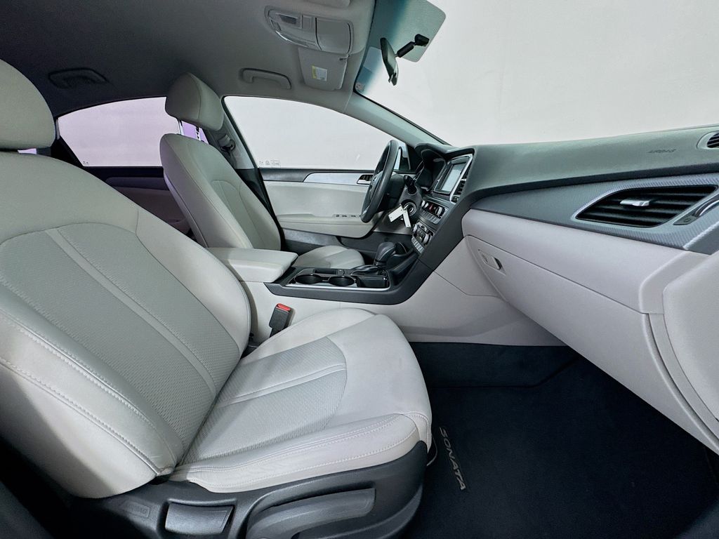 Used Car 2018 Hyundai Sonata  Se For Sale Under $15,000 In Austin, Texas