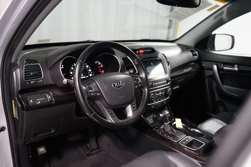 Thumbnail: 2014 Kia Sorento - 7