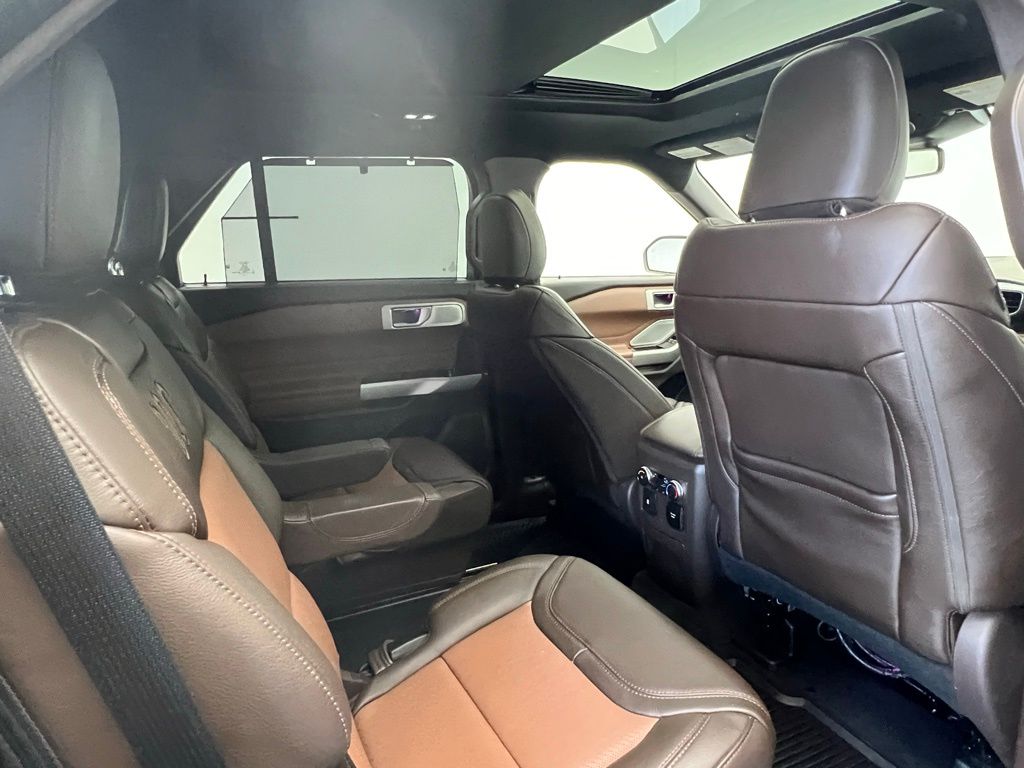 2022 Ford Explorer King Ranch 9