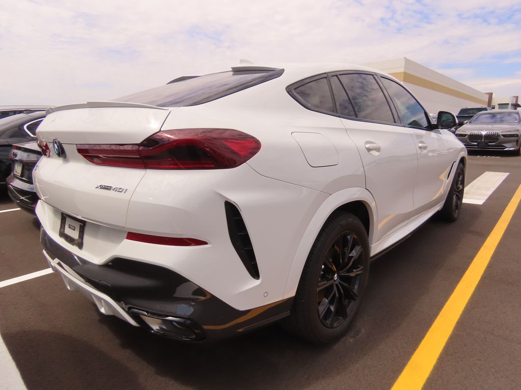 Thumbnail: 2023 BMW X6 - 3