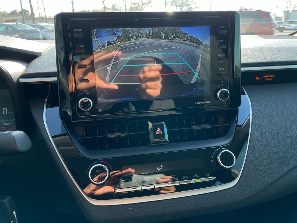 Thumbnail: 2022 Toyota Corolla - 17