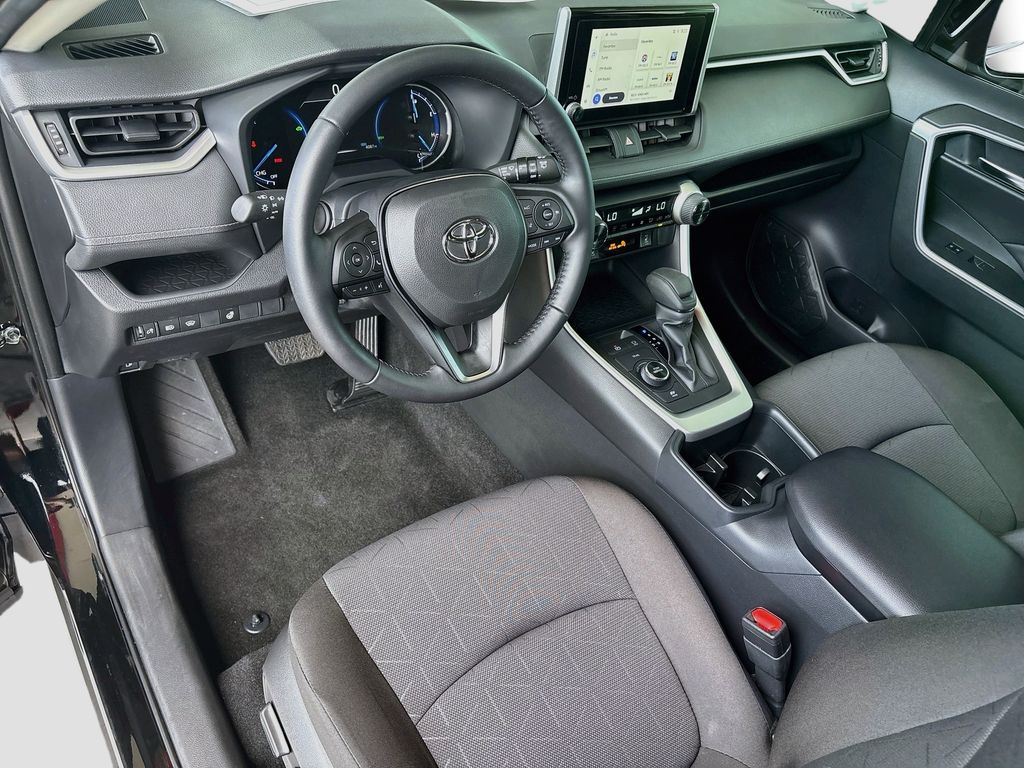 Thumbnail: 2025 Toyota RAV4 - 9