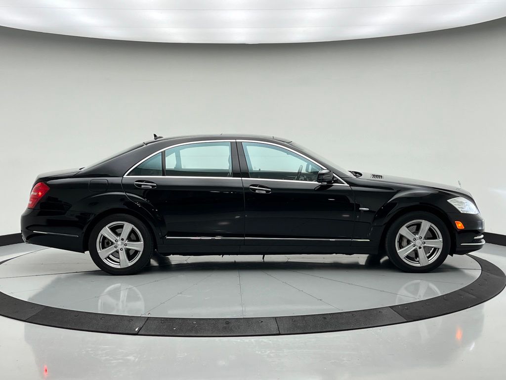 Thumbnail: 2012 Mercedes-Benz S-Class - 4