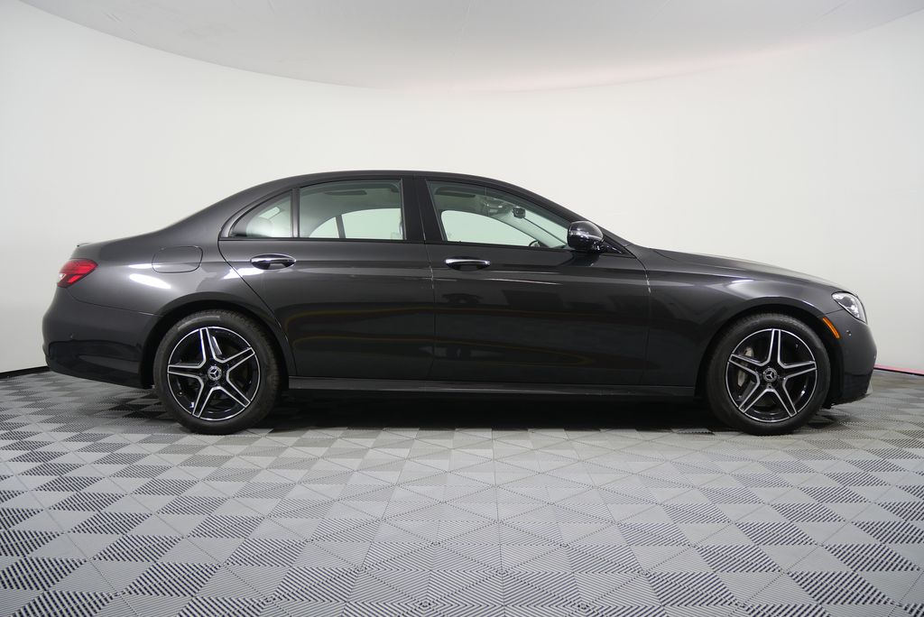 Thumbnail: 2023 Mercedes-Benz E-Class - 2