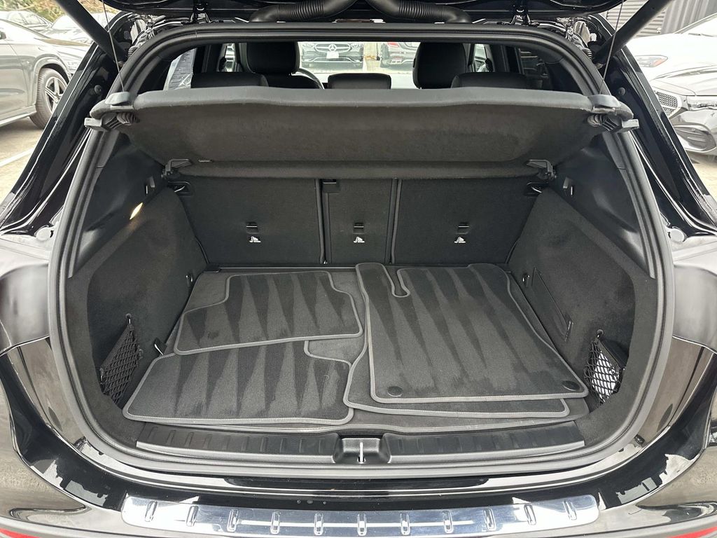 Thumbnail: 2025 Mercedes-Benz GLA - 26