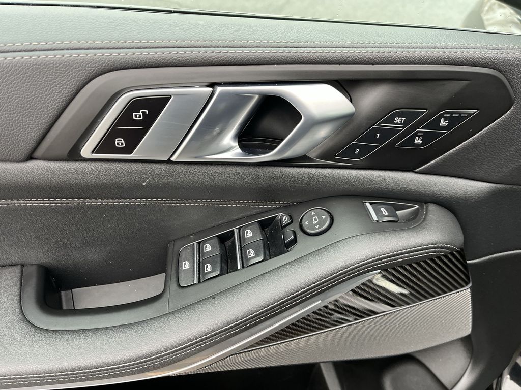 Thumbnail: 2023 BMW X5 - 13