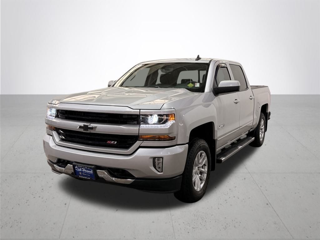 2016 Chevrolet Silverado 1500 LT photo 2