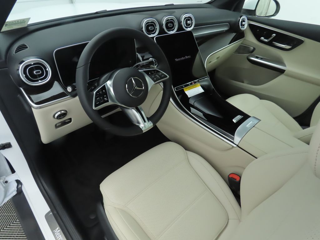 Thumbnail: 2026 Mercedes-Benz GLC - 10