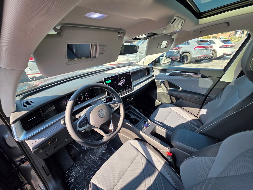 2026 Volkswagen Tiguan 2.0T SE Gray at Audi Porsche Sewickley