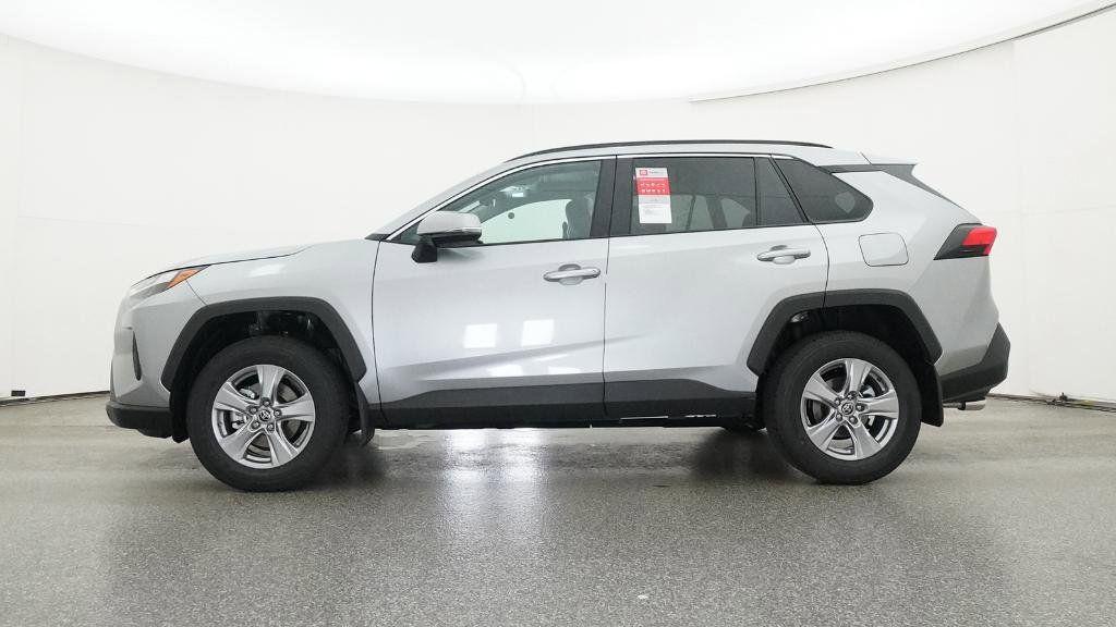Thumbnail: 2025 Toyota RAV4 - 24