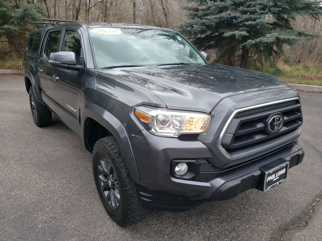 Magnetic Gray Metallic 2020 Toyota Tacoma SR5 V6 Double Cab 4WD Pickup Truck Four-Wheel Drive 6-Speed Automatic