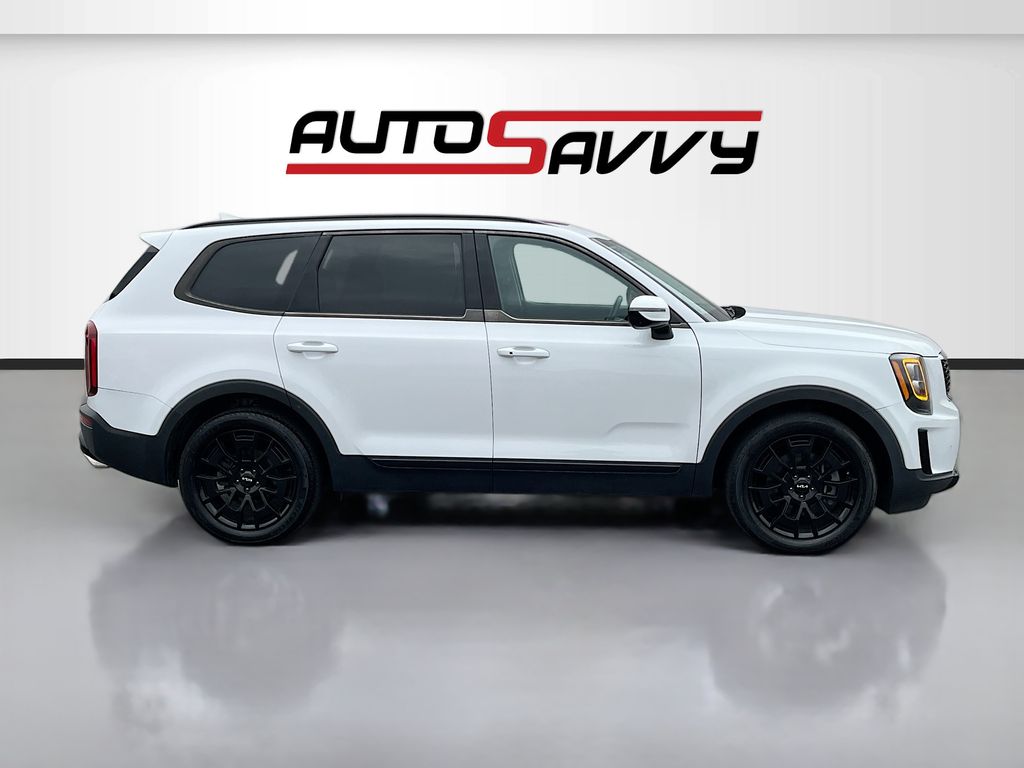 Used 2021 White Kia SX image 8