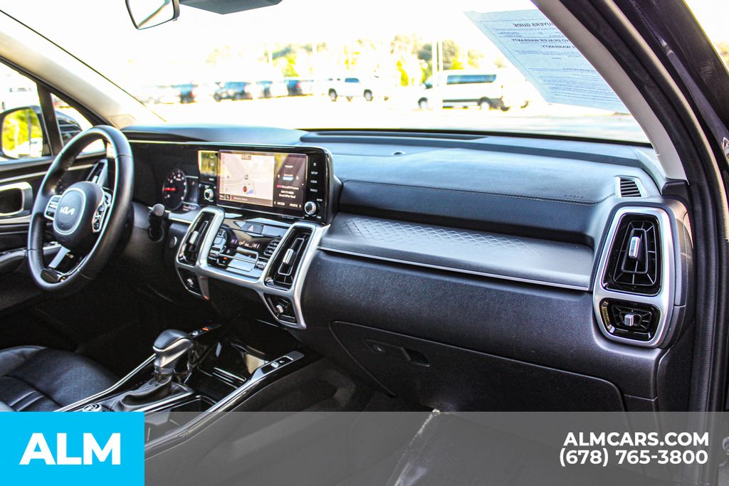 Used 2022 Black Kia SX image 24