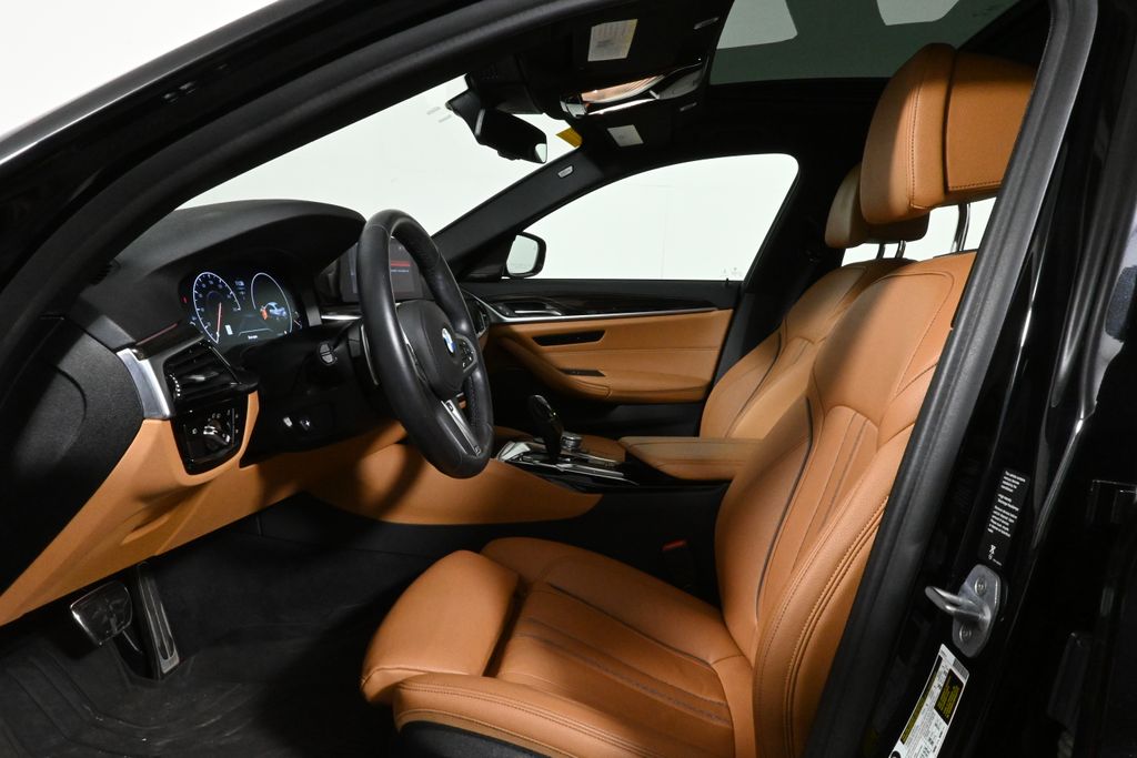 Thumbnail: 2019 BMW 5 Series - 3