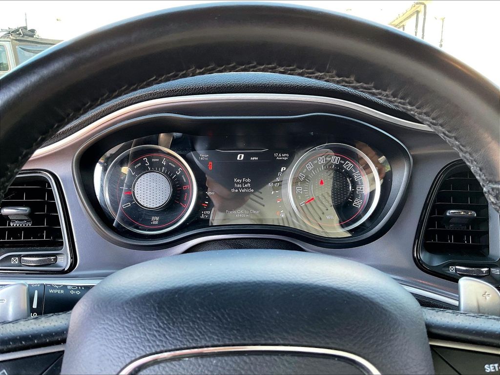 2019 Dodge Challenger — photo 15
