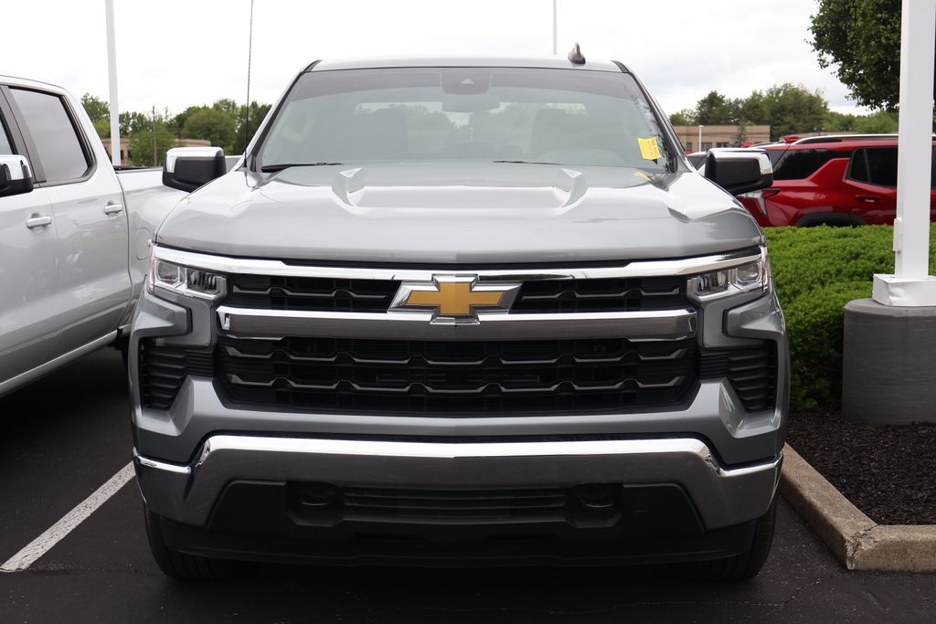 2023 Chevrolet Silverado 1500 LT 2