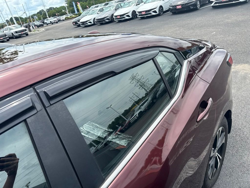 Used 2022 Red Nissan SV image 10