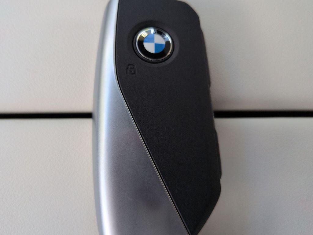 New 2027 Blue BMW 540i xDrive image 29