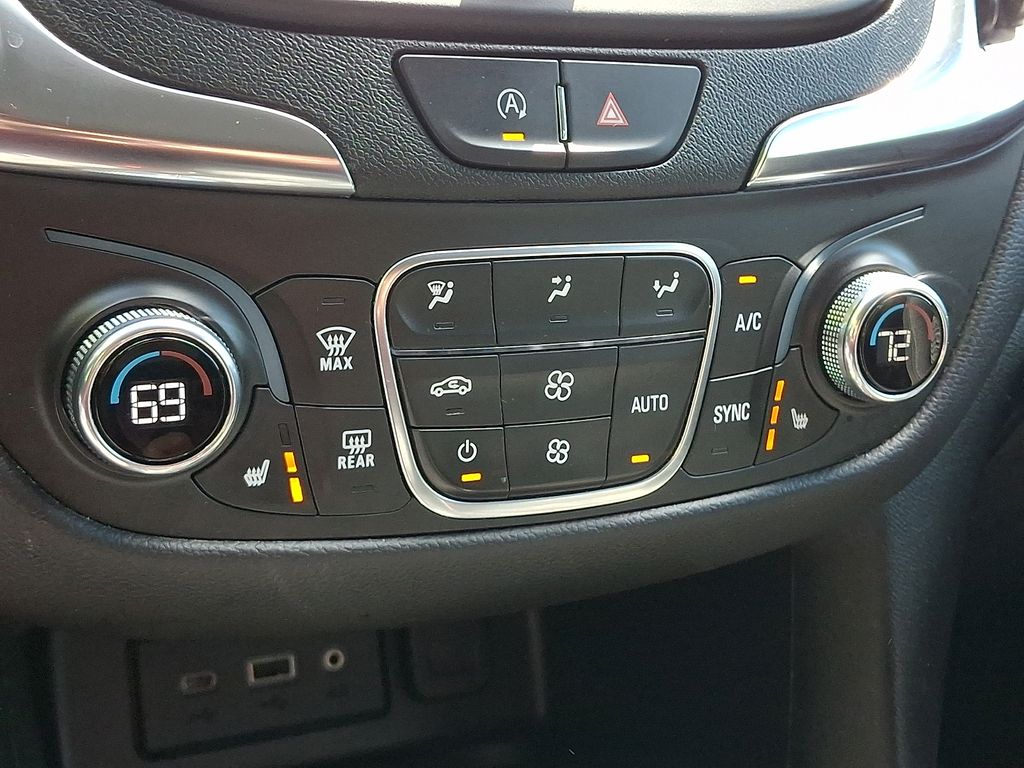 used 2024 Chevrolet Equinox car, priced at $23,354