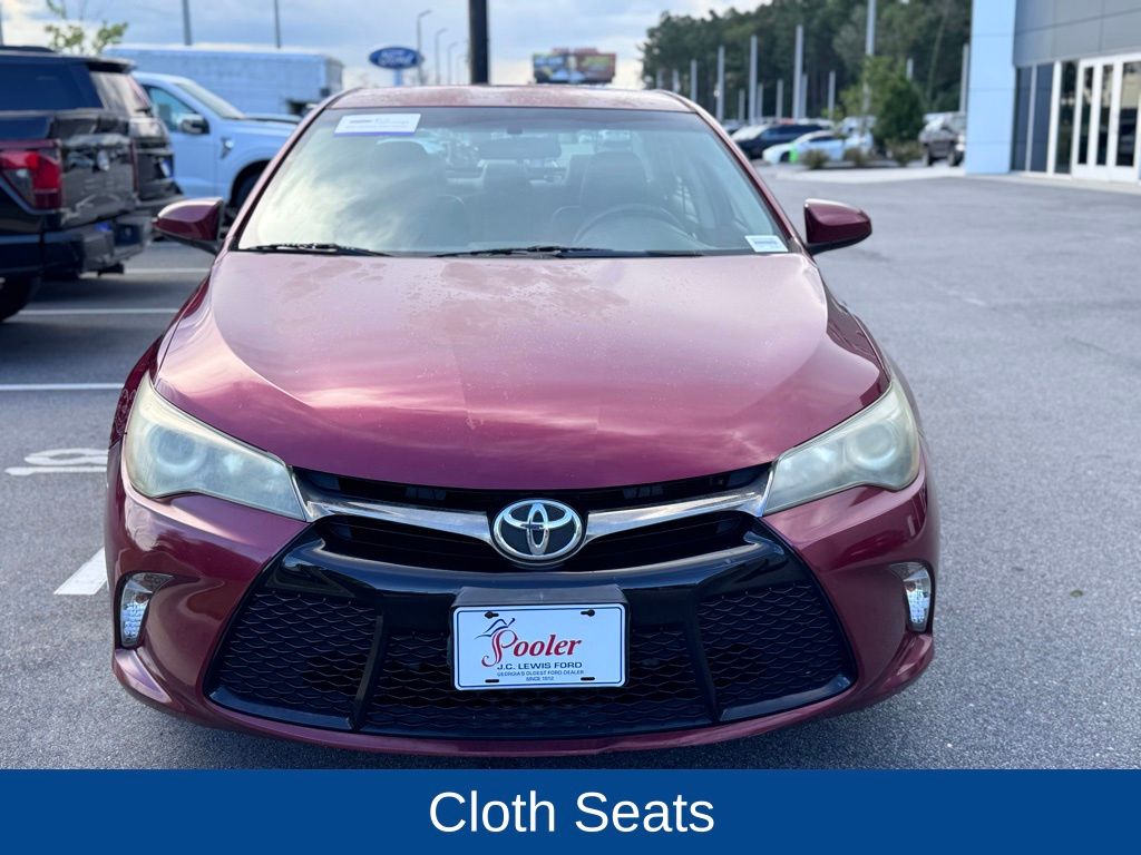 2016 Toyota Camry SE