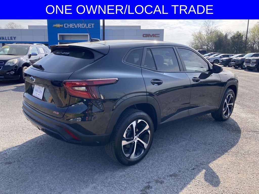 Used 2024 Black Chevrolet 1RS image 4