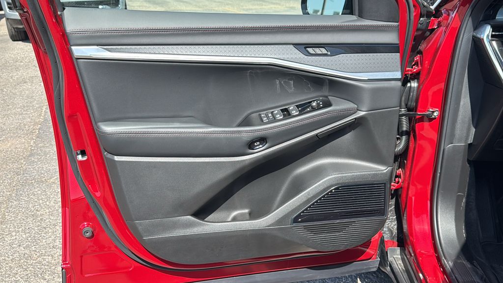 2025 Jeep Wagoneer S Limited - Photo 8