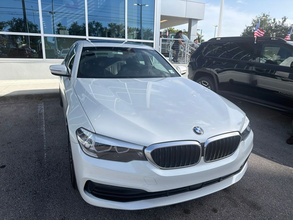 Used 2019 White Metallic BMW 540i xDrive image 7