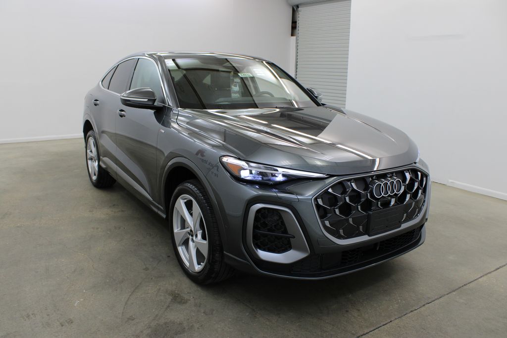 new 2025 Audi Q5 car, priced at $55,202