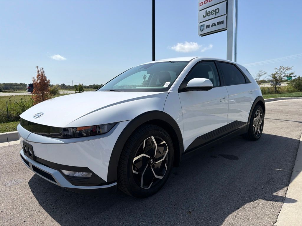 2024 Hyundai IONIQ 5 SE