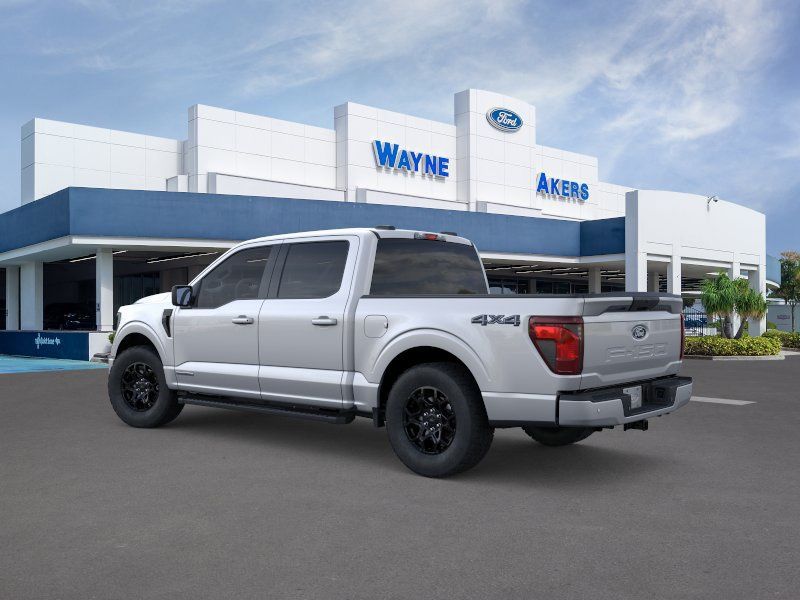 New 2026 Silver Ford XLT image 4
