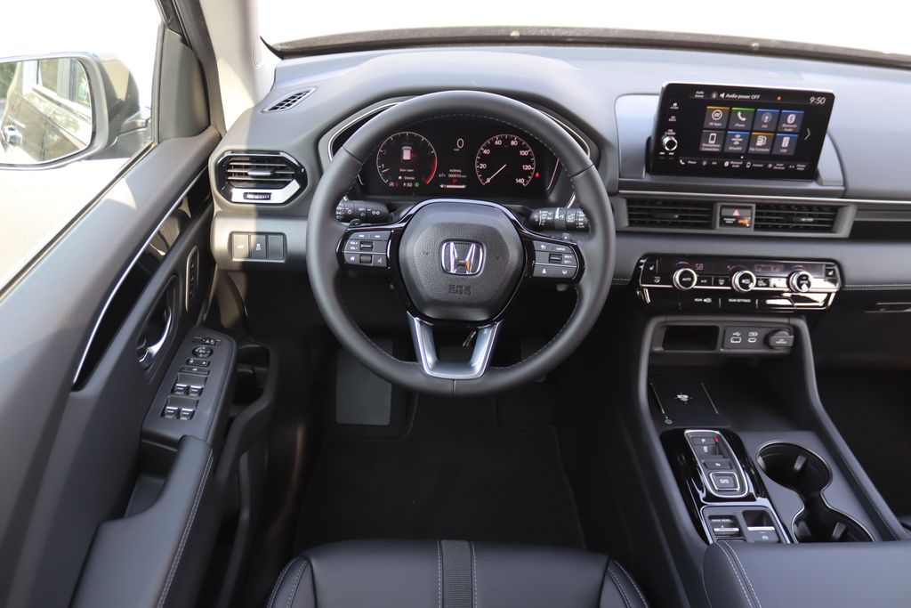 Thumbnail: 2025 Honda Pilot - 19