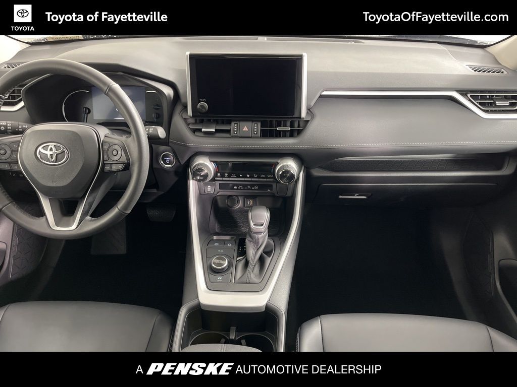 Thumbnail: 2024 Toyota RAV4 - 18