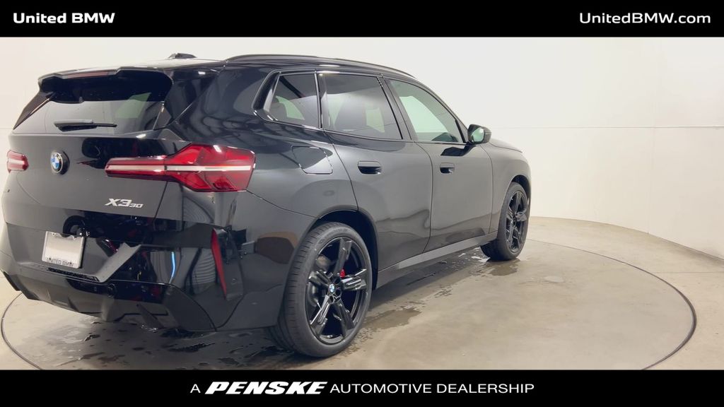 Thumbnail: 2026 BMW X3 - 8