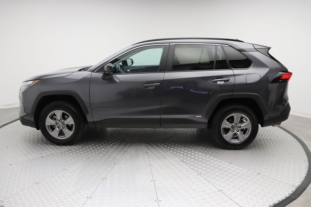 2024 Toyota RAV4 LE 12