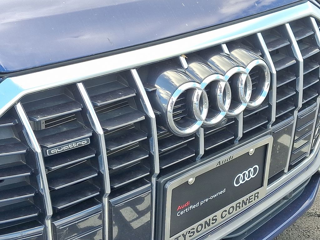 Thumbnail: 2023 Audi Q3 - 4