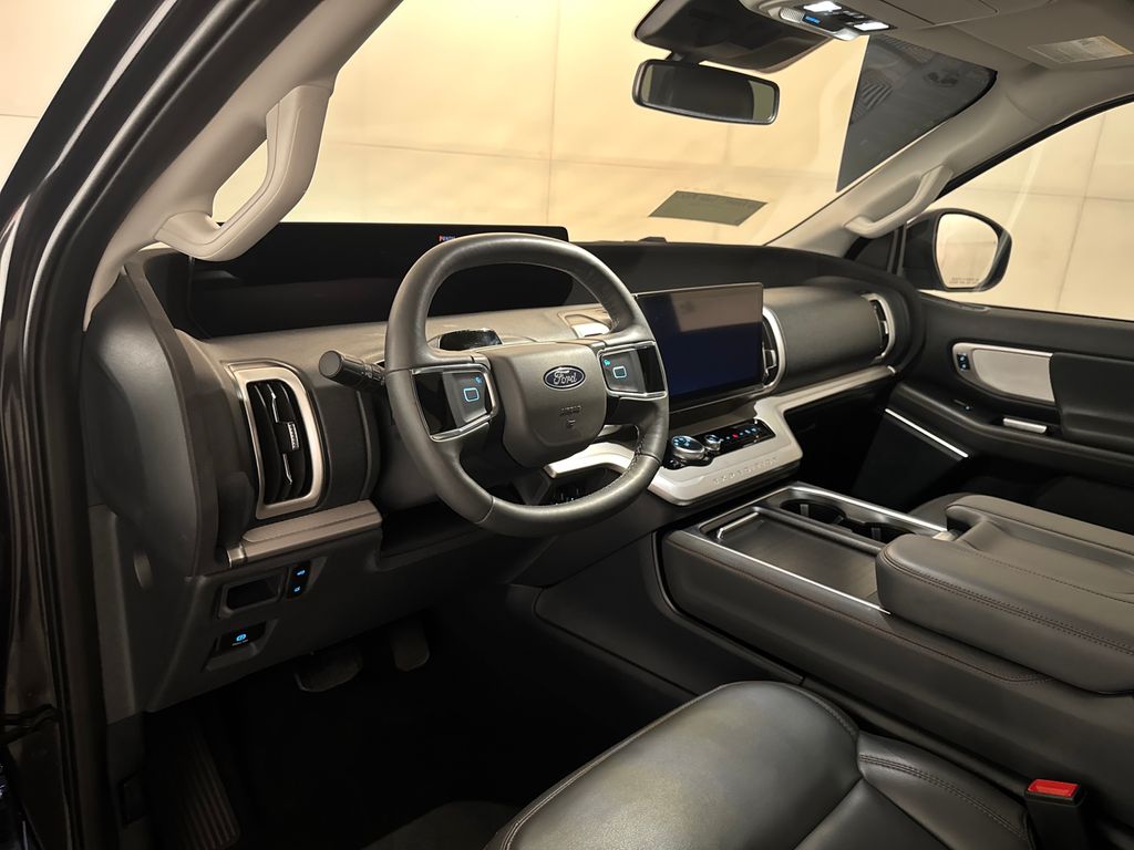 Certified Used 2025 Gray Ford Active image 5