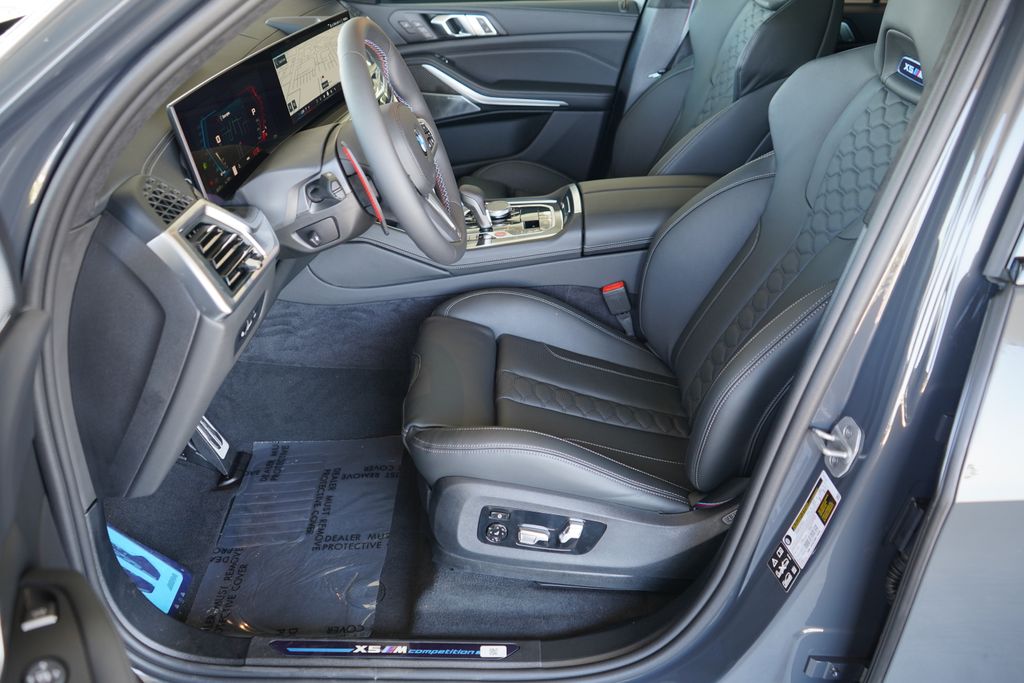 Thumbnail: 2026 BMW X5 - 11