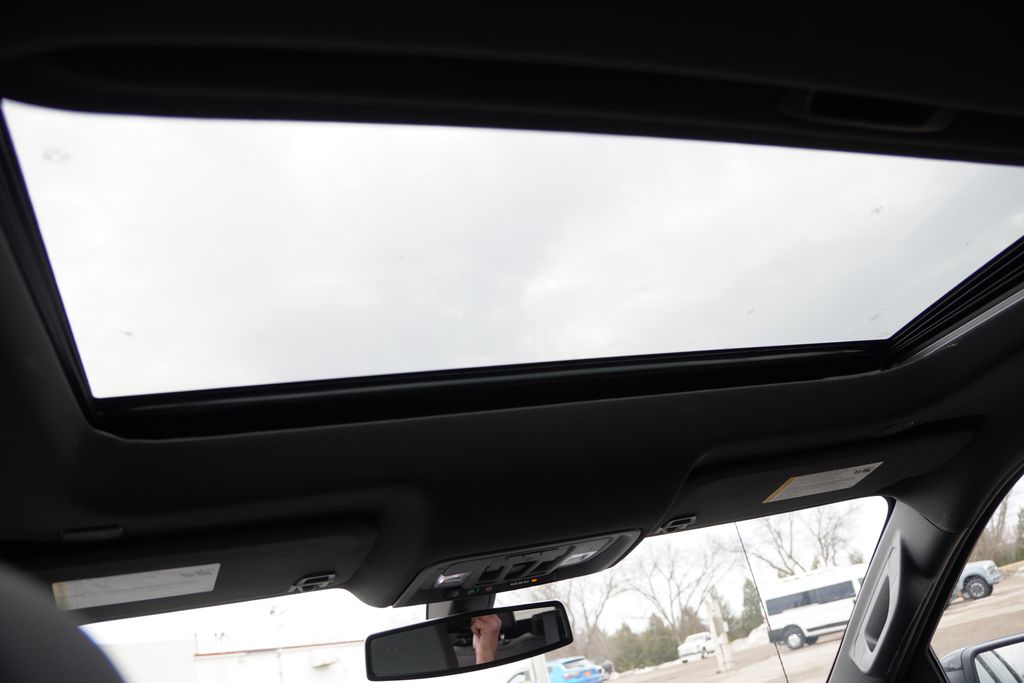 used 2020 GMC Sierra 1500 car, priced at $33,487