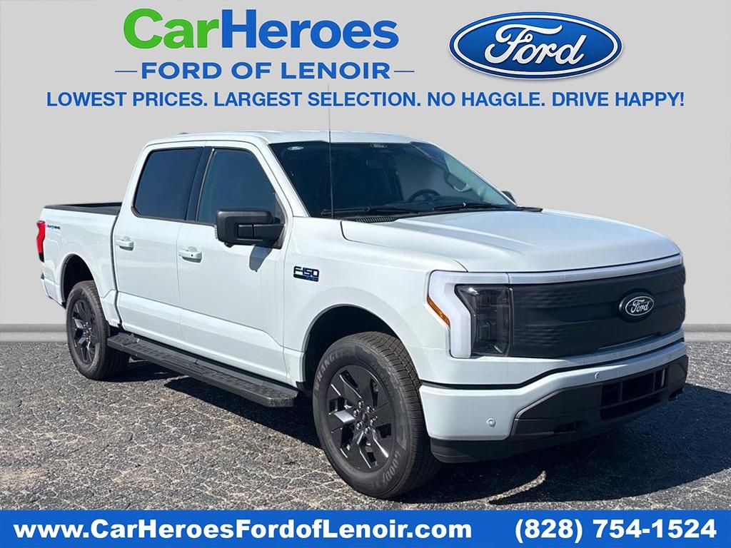 Space White Metallic 2025 Ford F-150 Lightning Flash SuperCrew AWD Pickup Truck All-Wheel Drive Automatic