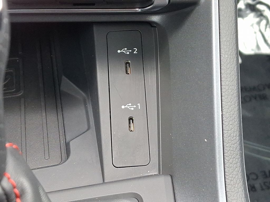 Thumbnail: 2025 Audi Q3 - 26