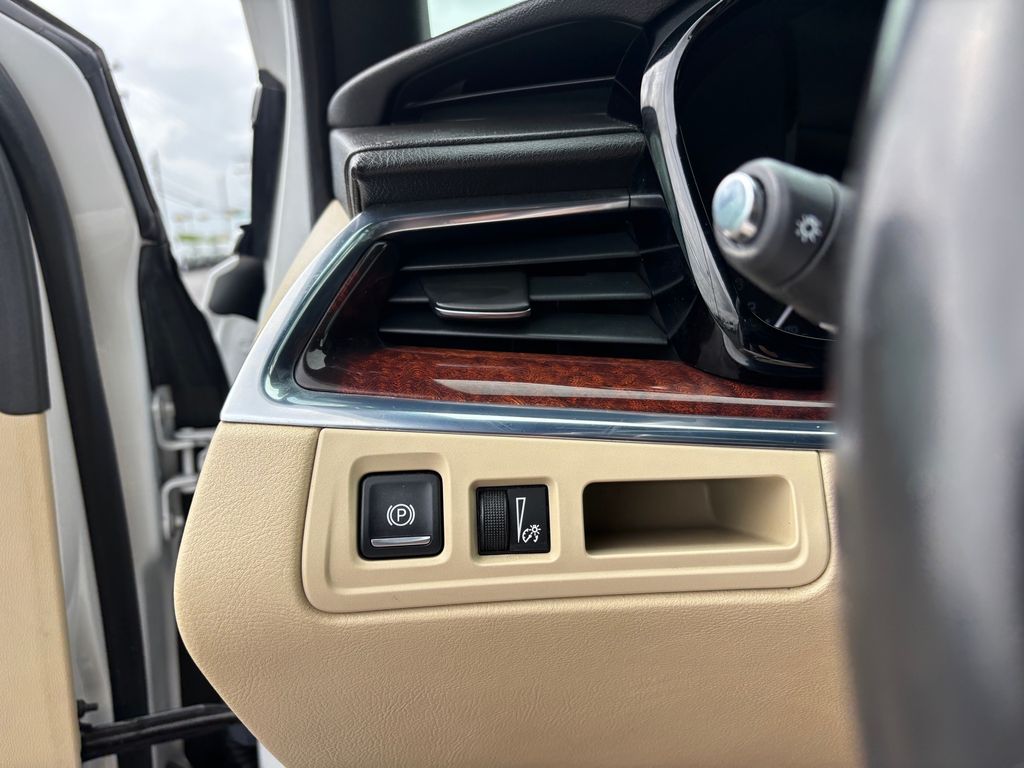 Used Car 2018 Cadillac Xt5  Luxury For Sale Under $20,000 In Austin, Texas