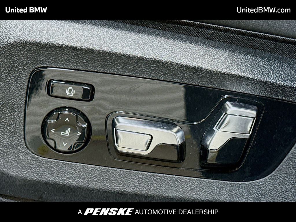 Thumbnail: 2026 BMW X7 - 4