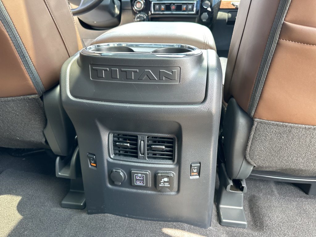 2024 Nissan Titan Platinum Reserve 30