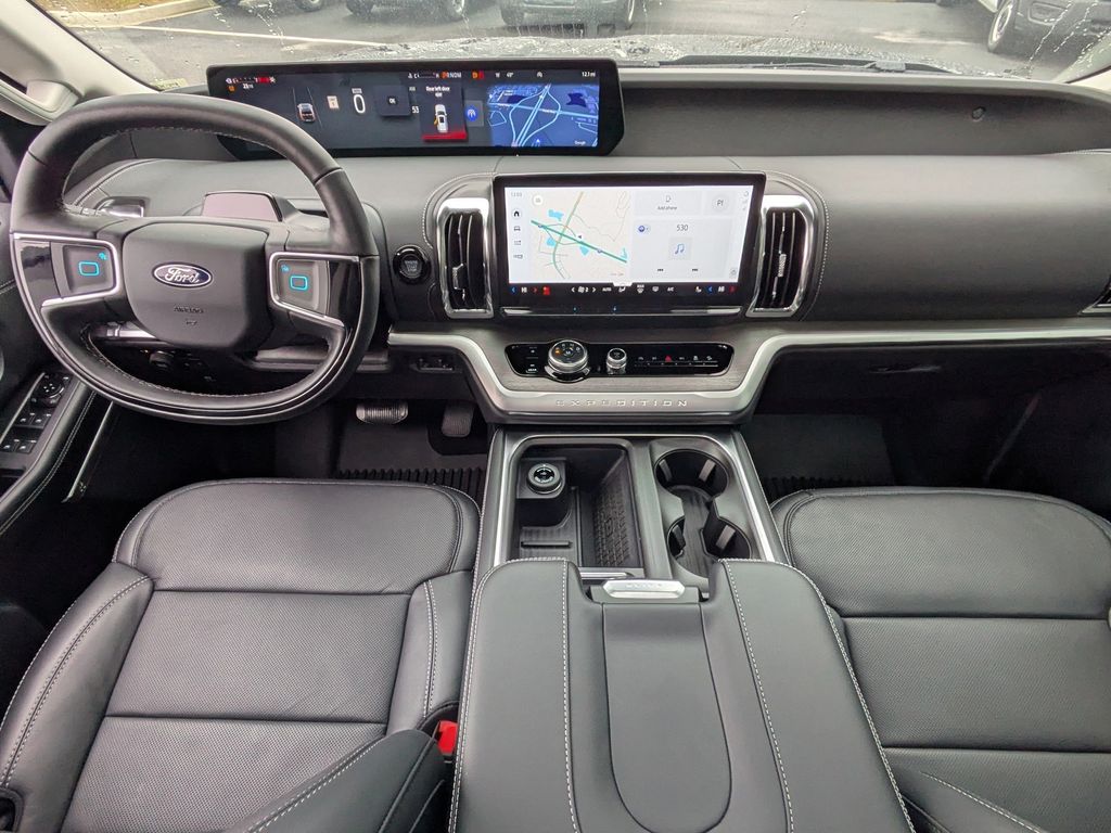 2025 Ford Expedition Platinum MAX