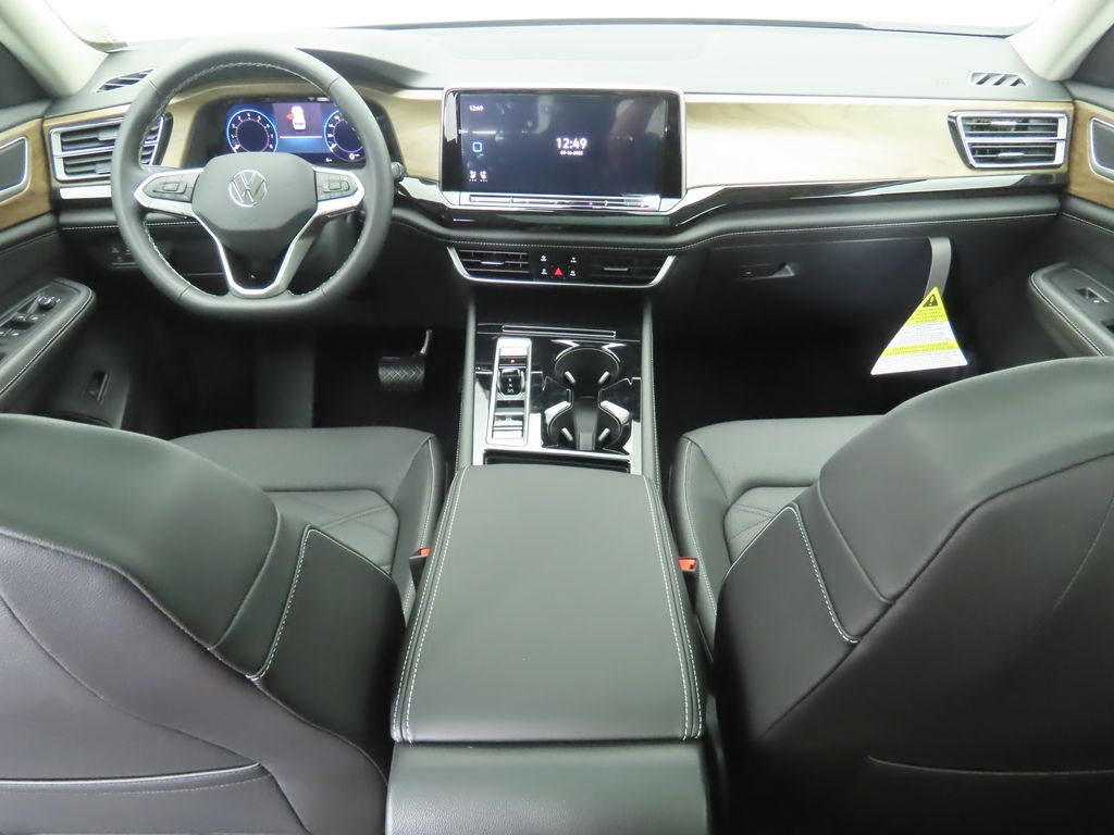 Thumbnail: 2026 Volkswagen Atlas - 13