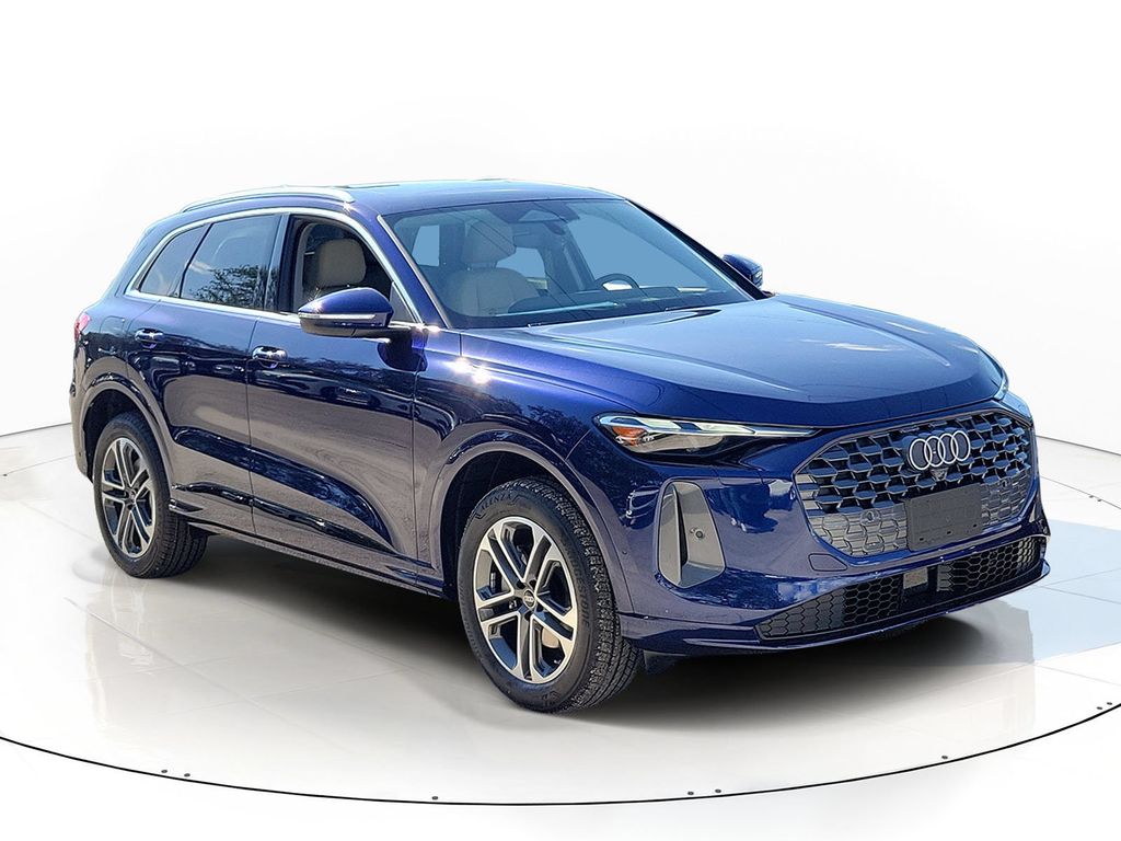 Navarra Blue Metallic 2026 Audi Q5 SUV / Crossover All-Wheel Drive 7-Speed Automatic