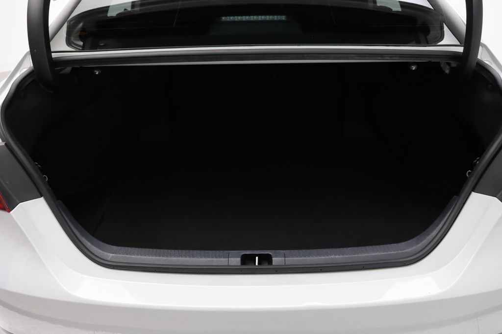 2024 Toyota Camry SE 22